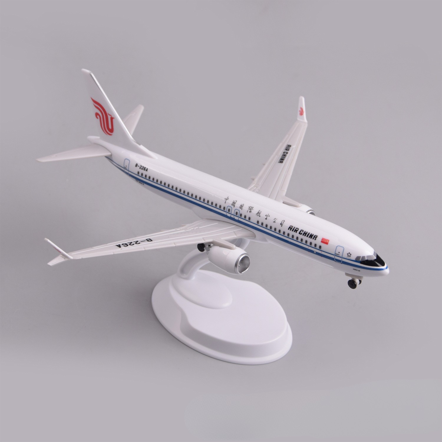20cmプラスチック製模型飛行機、中国国際航空B737max - Model Kit China のレビューと価格