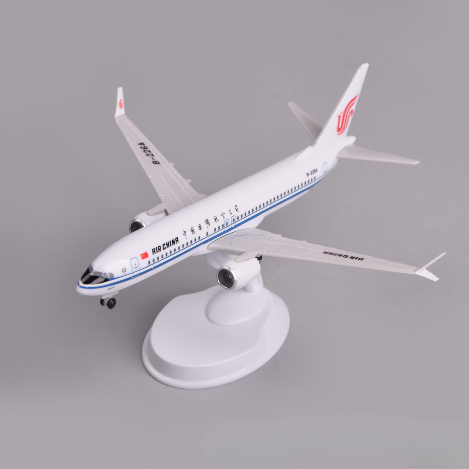 20cm エアチャイナ B737Max8 プラスチック製ミニ - Model Kit China のレビューと価格
